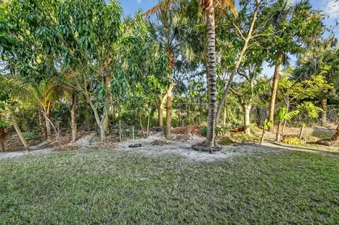 876 Gazetta Way West Palm Beach FL 33413
