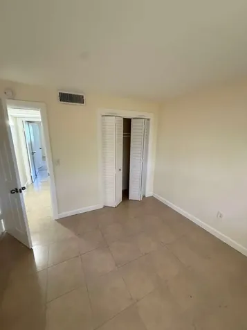 1505 Crescent Circle Lake Park FL 33403