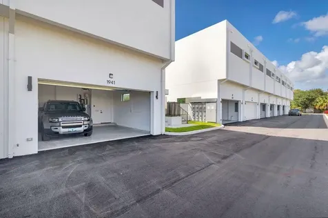 1933 Dock Street West Palm Beach FL 33405