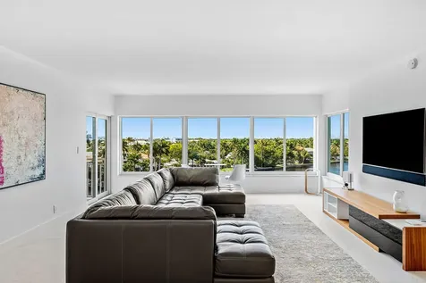1000 Lowry Street Delray Beach FL 33483