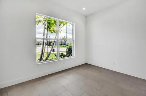 10005 Driftwood Way Palm Beach Gardens FL 33412