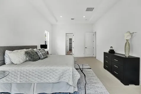 10005 Driftwood Way Palm Beach Gardens FL 33412