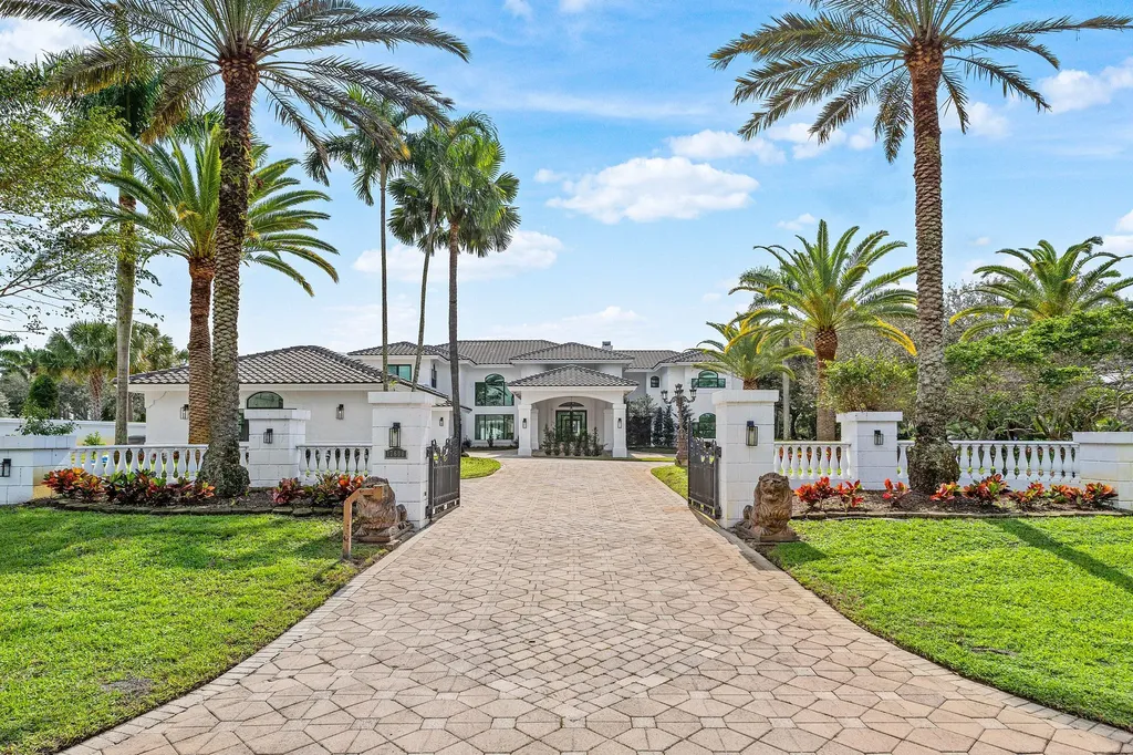 17600 Fieldbrook Circle Boca Raton FL 33496