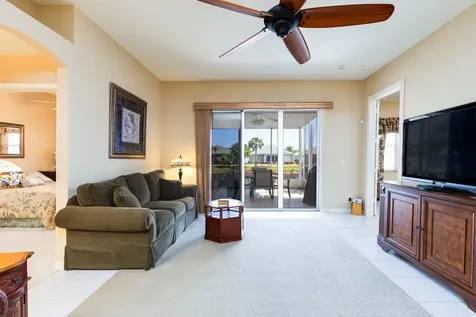 584 Nw Lambrusco Drive Port Saint Lucie FL 34986