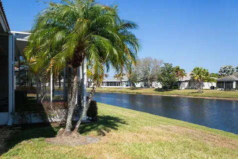 584 Nw Lambrusco Drive Port Saint Lucie FL 34986