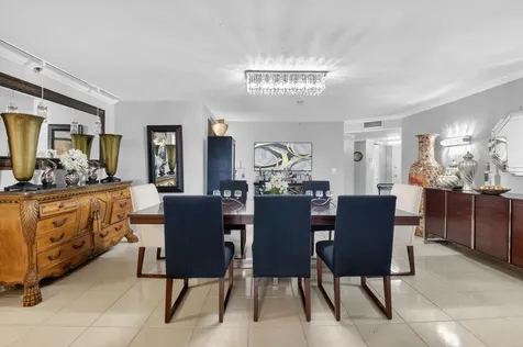 6372 La Costa Drive Boca Raton FL 33433