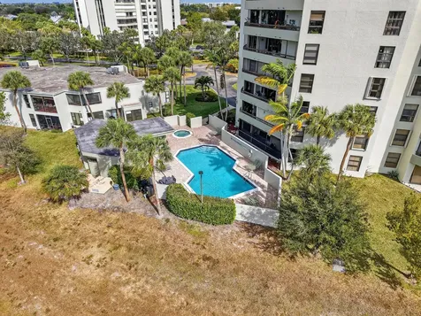 6372 La Costa Drive Boca Raton FL 33433