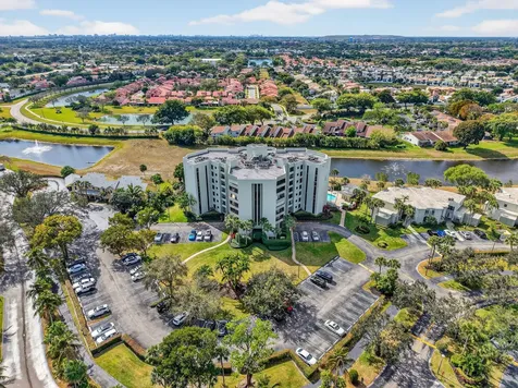 6372 La Costa Drive Boca Raton FL 33433