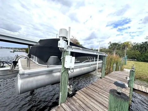 461 Se Pine Road Port Saint Lucie FL 34984