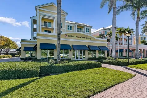 826 N Dixie Highway Lantana FL 33462