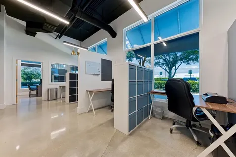 826 N Dixie Highway Lantana FL 33462