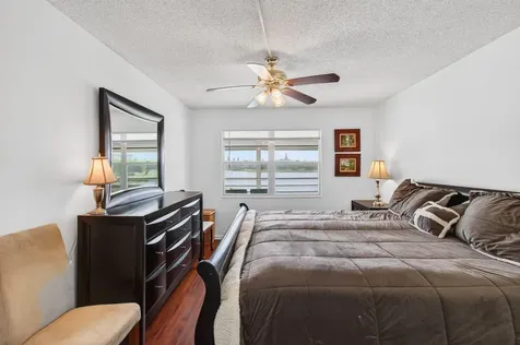 2035 Cornwall B Boca Raton FL 33434