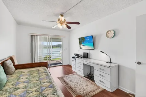 2035 Cornwall B Boca Raton FL 33434
