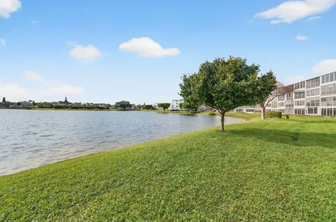 2035 Cornwall B Boca Raton FL 33434