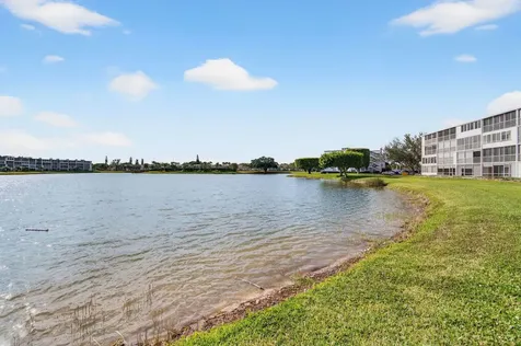 2035 Cornwall B Boca Raton FL 33434