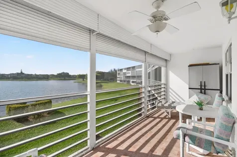 2035 Cornwall B Boca Raton FL 33434
