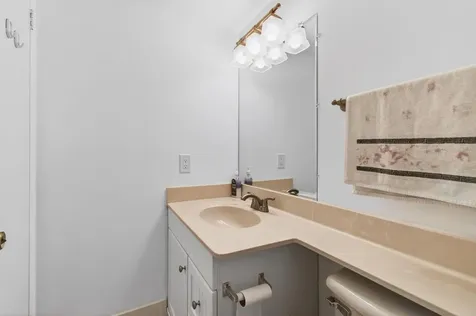 2035 Cornwall B Boca Raton FL 33434