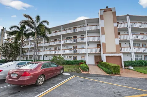 2035 Cornwall B Boca Raton FL 33434