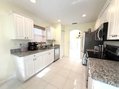 1546 Se Prestwick Lane Port Saint Lucie FL 34952