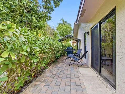 6345 Tall Cypress Circle Greenacres FL 33463