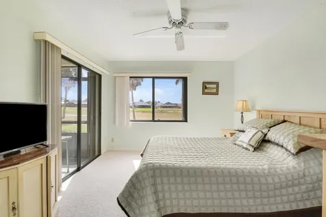 6980 Se Constitution Boulevard Hobe Sound FL 33455