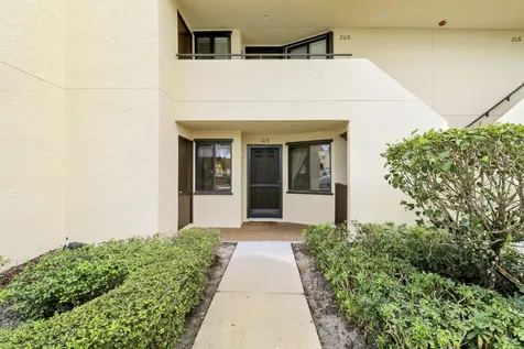 6980 Se Constitution Boulevard Hobe Sound FL 33455