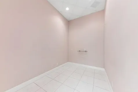 826 N Dixie Highway Lantana FL 33462