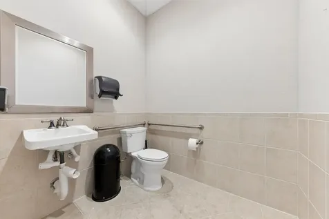 826 N Dixie Highway Lantana FL 33462