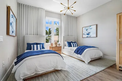 184 Lake Drive Palm Beach Shores FL 33404
