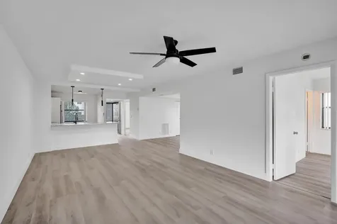 7674 Tahiti Lane Lake Worth FL 33467