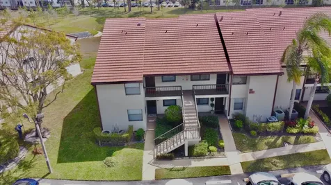 7674 Tahiti Lane Lake Worth FL 33467
