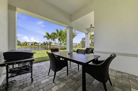 10332 Northbrook Circle Palm Beach Gardens FL 33412