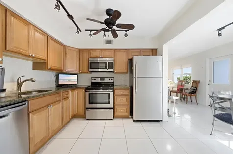 103 Piedmont C Delray Beach FL 33484