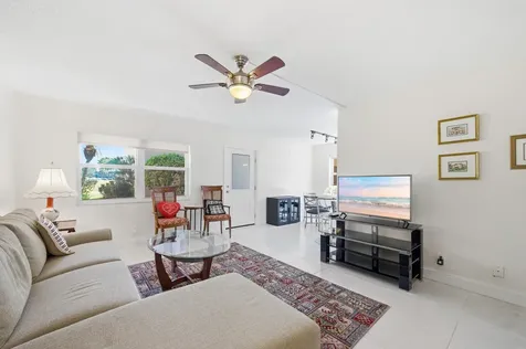 103 Piedmont C Delray Beach FL 33484