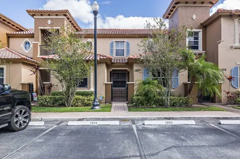 2912 Hidden Hills Road West Palm Beach FL 33411