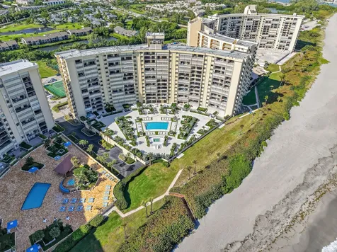 200 Ocean Trail Way Jupiter FL 33477