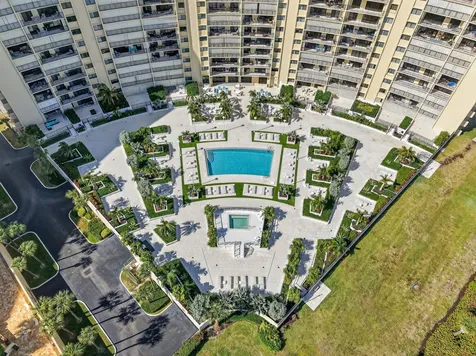 200 Ocean Trail Way Jupiter FL 33477