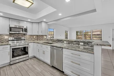 1779 NE 40th Place Pompano Beach FL 33064
