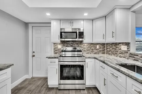 1779 NE 40th Place Pompano Beach FL 33064
