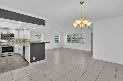 1779 NE 40th Place Pompano Beach FL 33064