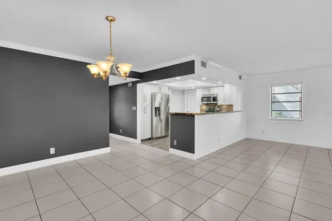 1779 NE 40th Place Pompano Beach FL 33064