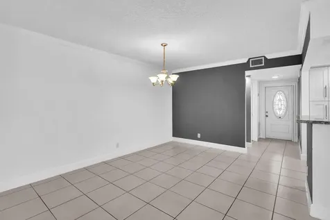1779 NE 40th Place Pompano Beach FL 33064