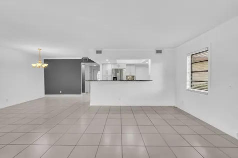 1779 NE 40th Place Pompano Beach FL 33064