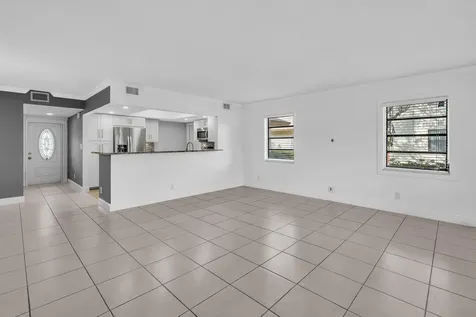 1779 NE 40th Place Pompano Beach FL 33064