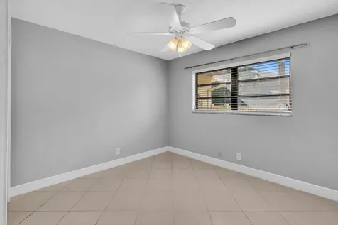 1779 NE 40th Place Pompano Beach FL 33064