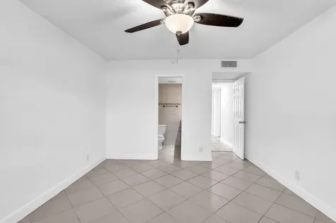 1779 NE 40th Place Pompano Beach FL 33064