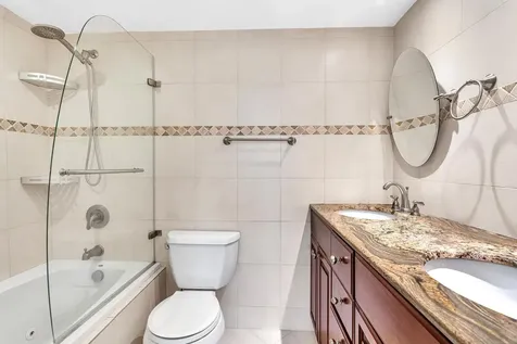1779 NE 40th Place Pompano Beach FL 33064