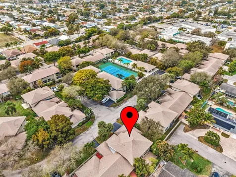 1779 NE 40th Place Pompano Beach FL 33064