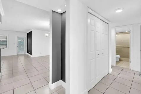 1779 NE 40th Place Pompano Beach FL 33064