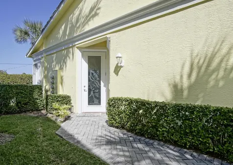 506 Mariner Bay Boulevard Fort Pierce FL 34949